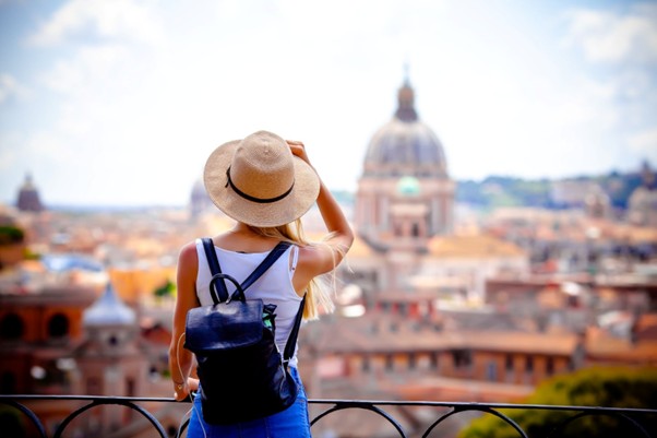 travel-insurance-woman-overlooking-city