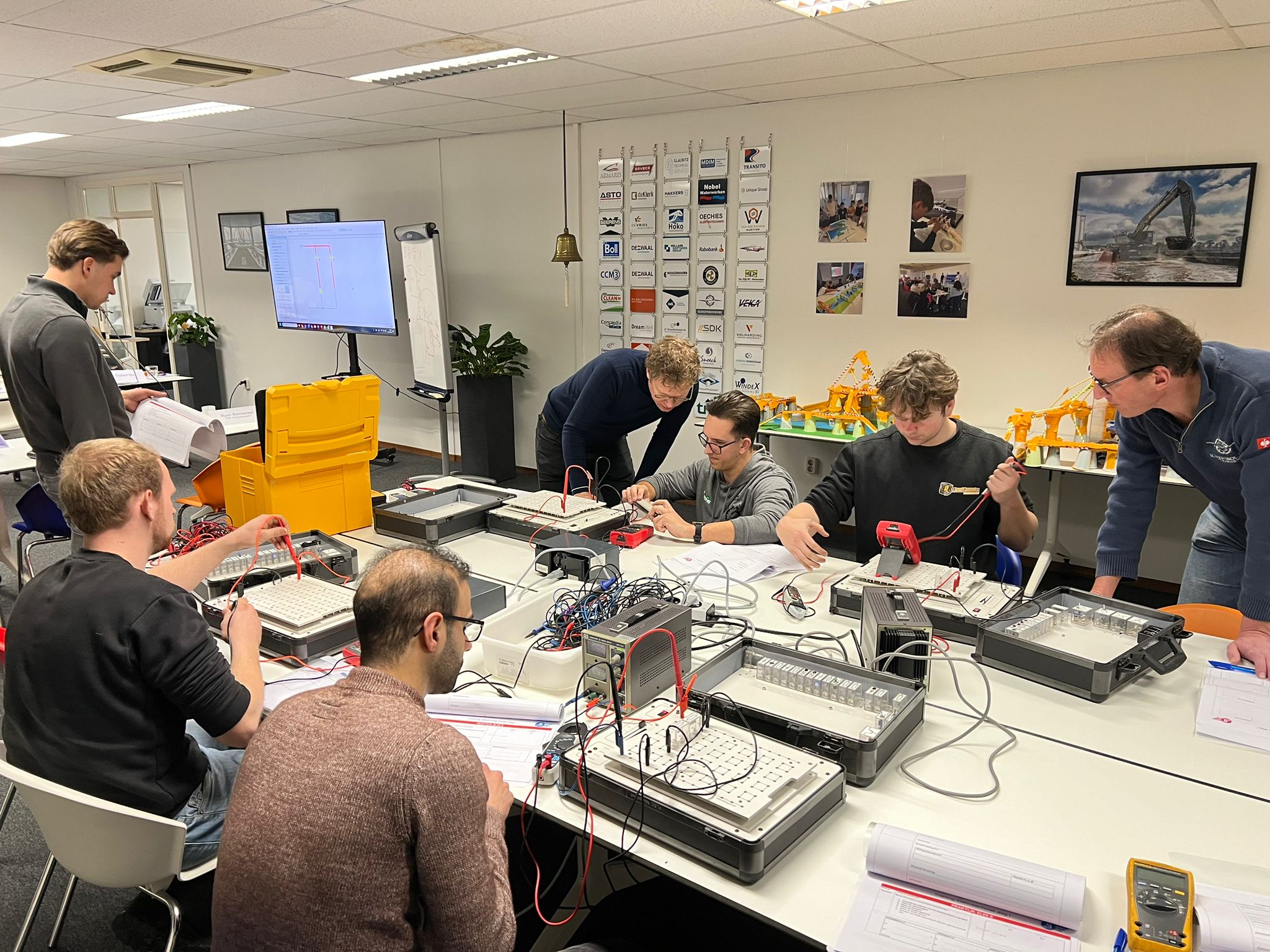 Maritieme Campus Werkendam - elektrotechniek Maritieme Campus Werkendam - elektrotechniek