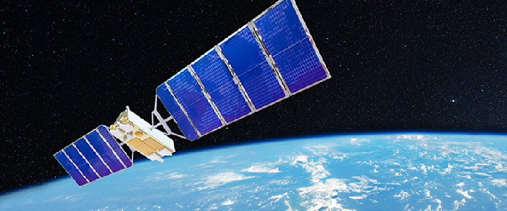 space-satellite-orbiting-earth-870x490.jpg