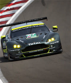 sc-AMR-car-on-track