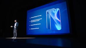 speaker-phone-new-product-870x490