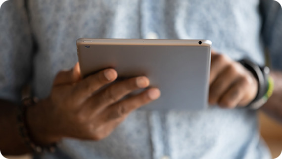 Person using tablet device GSS7000