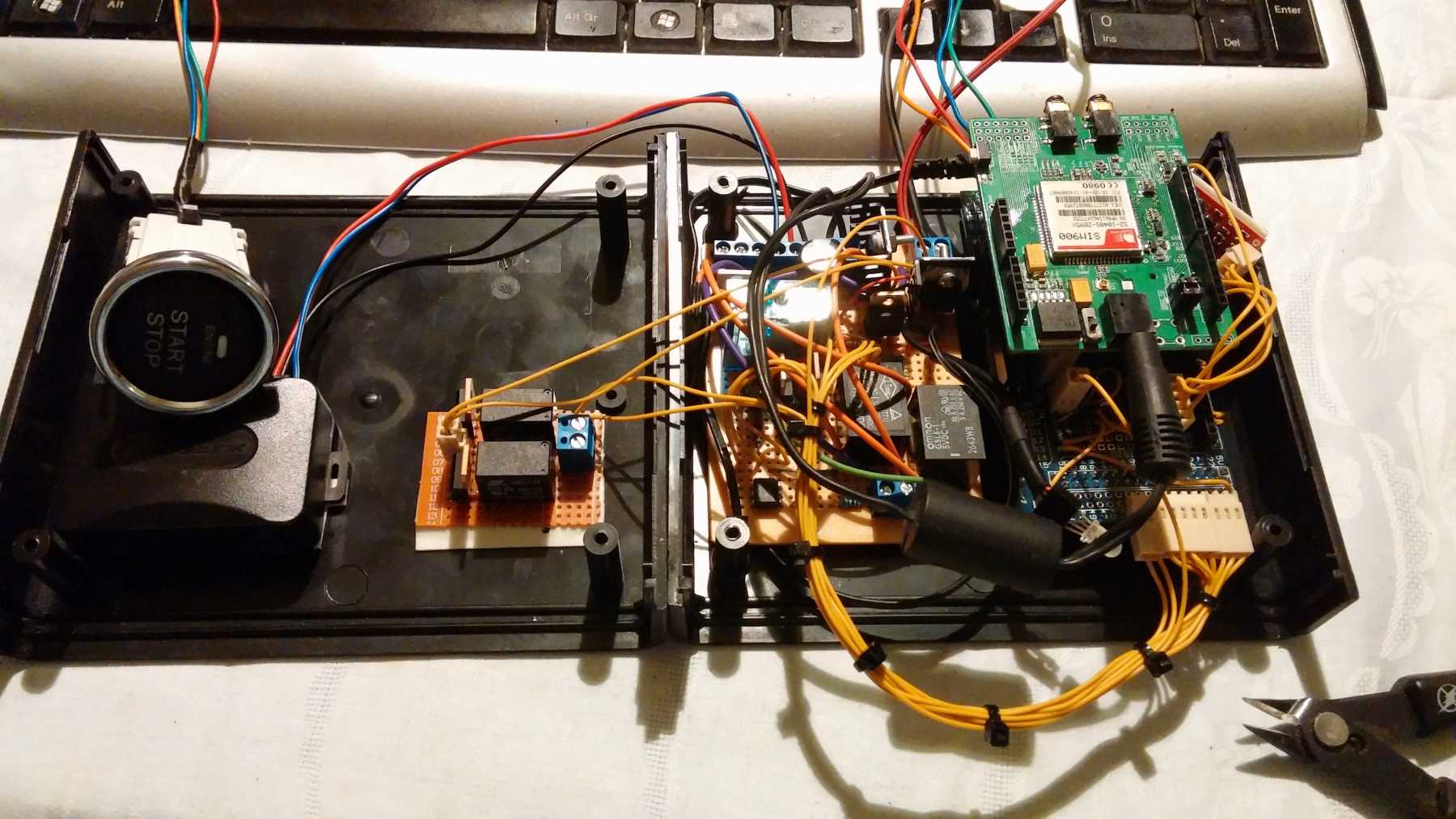 Arduino SMS car starter and keyless entry