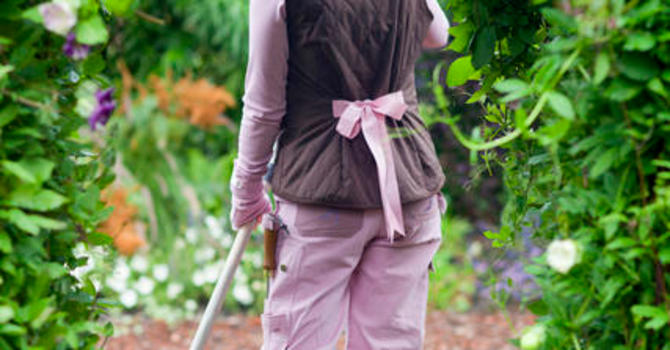 Brun väst "Erica" från Garden Girls.