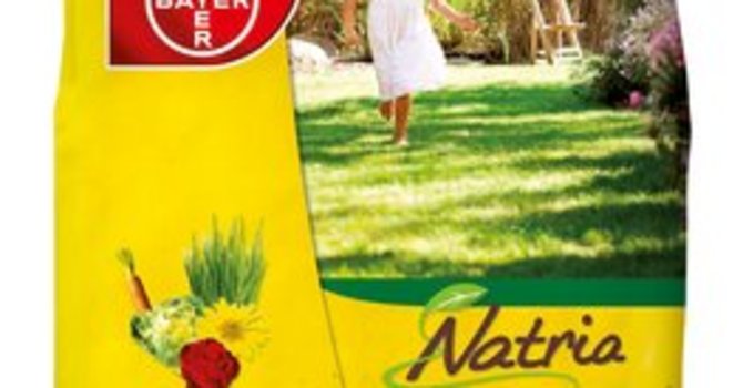 Natria Universalgödsel från Bayer.