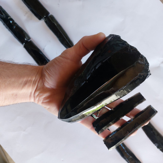 Pazourkový nůž – Čepele na mezoamerický meč