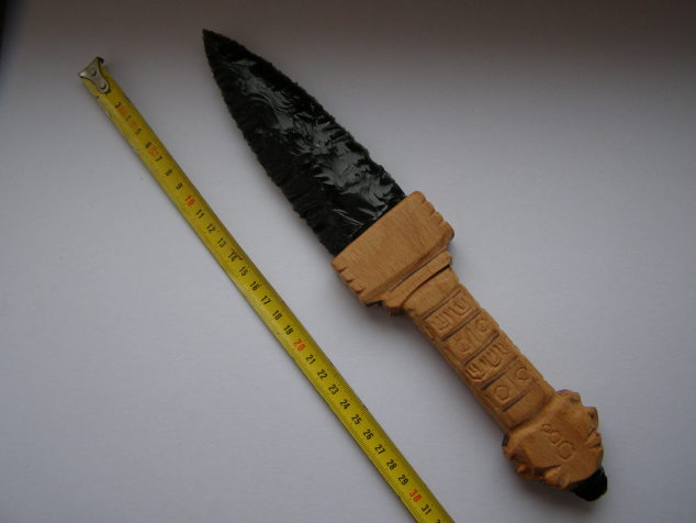 Pazourkový nůž – Mayská dýka