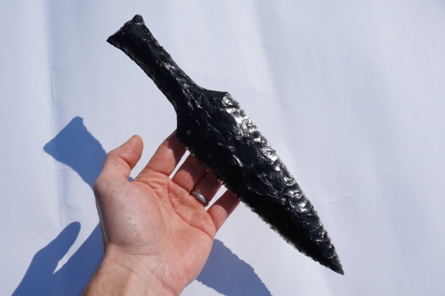 Pazourkový nůž – Obsidiánová dýka