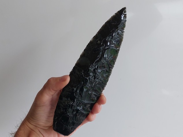Pazourkový nůž – Obsidiánová dýka 2
