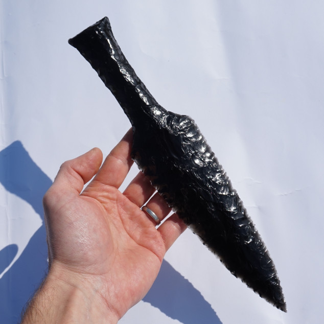 Pazourkový nůž – Obsidiánová dýka