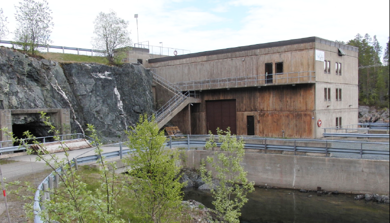 Tunnsjøfoss kraftstasjon kraftstasjon fra utsiden