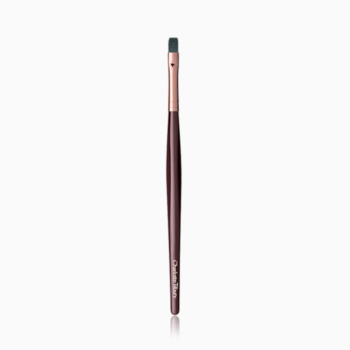 Lip-Brush-Front-Packshot-Reflection Lip-Brush-Front-Packshot-Reflection