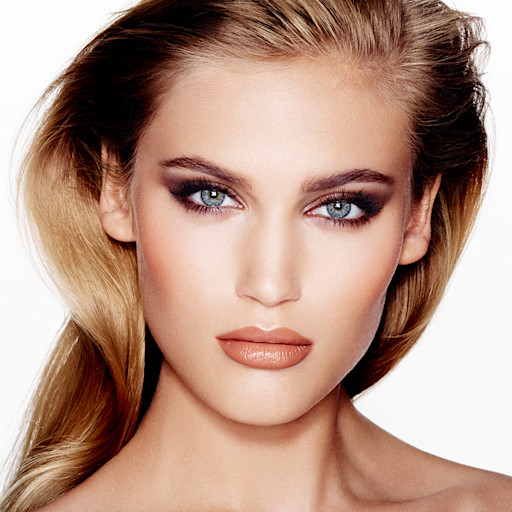 the-sophisticate-model the-sophisticate-model