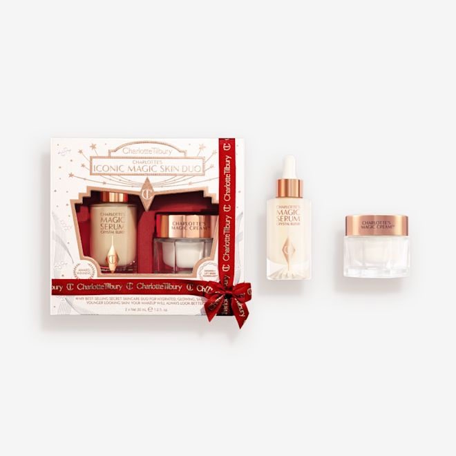 Packshot with Products CHARLOTTE-S ICONIC MAGIC SKIN DUO -XMAS 2026- Packshot with Products CHARLOTTE-S ICONIC MAGIC SKIN DUO -XMAS 2026-