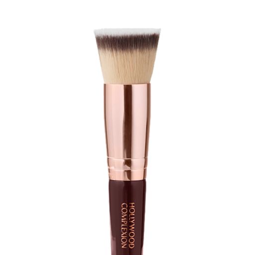 Synthetic Hollywood Complexion Brush Close Up Top Packshot Synthetic Hollywood Complexion Brush Close Up Top Packshot