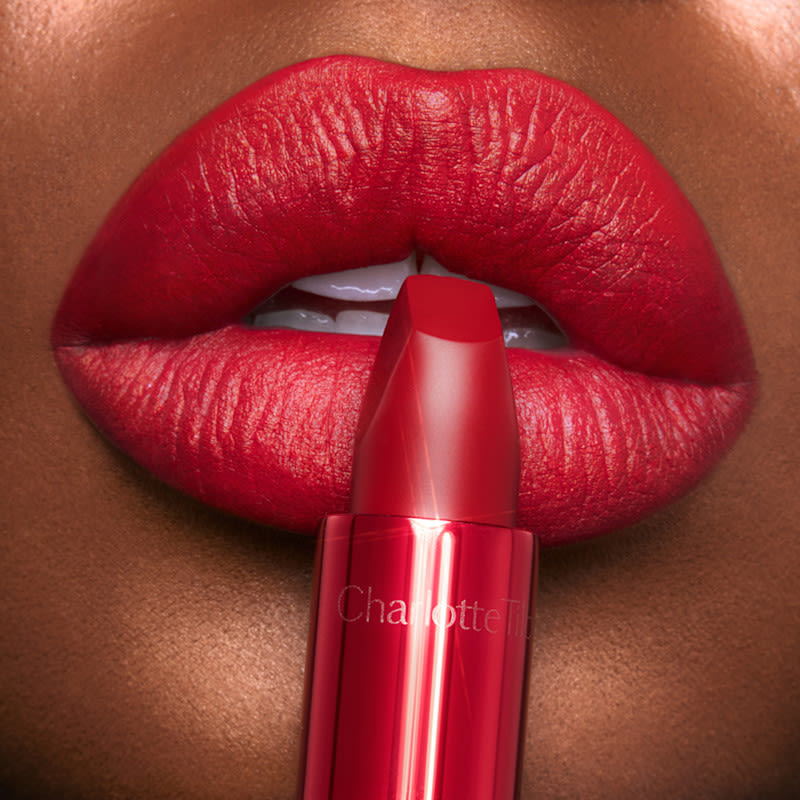 Hollywood Vixen red lipstick for dark skin Hollywood Vixen red lipstick for dark skin