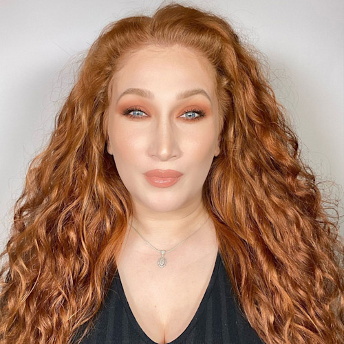 Airbrush Bronzer Fair model PDP Airbrush Bronzer Fair model