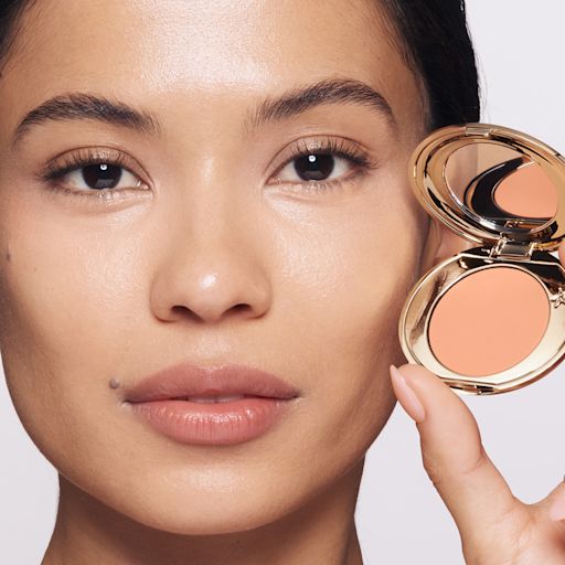 Magic Vanish - Medium 2 Model Juliana Magic Vanish - Medium 2 Model Juliana