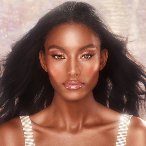 Goldgasm GlowgasmBlushHighlightDuo Model Sydney