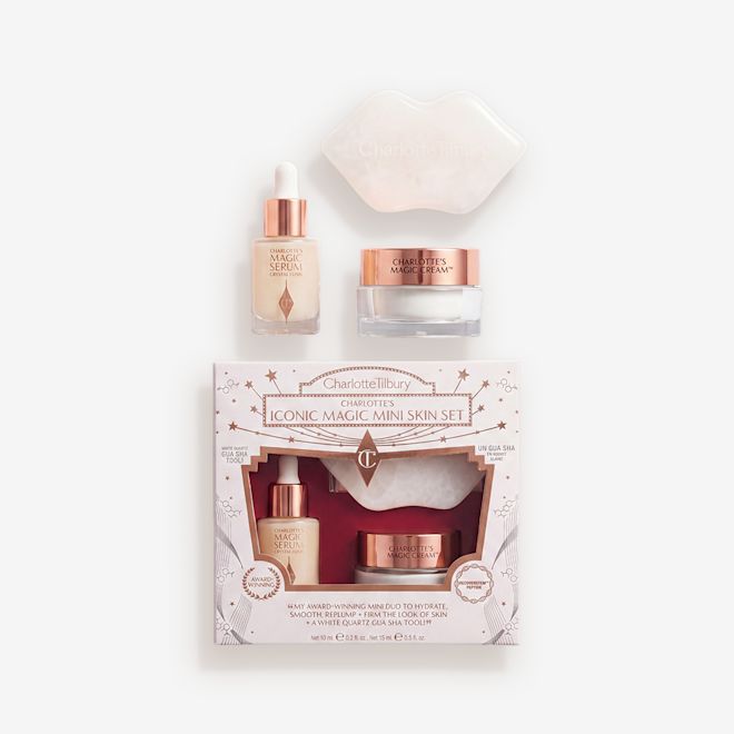CHARLOTTE'S ICONIC MAGIC MINI SKIN SET Packshot Open CHARLOTTE'S ICONIC MAGIC MINI SKIN SET Packshot Open