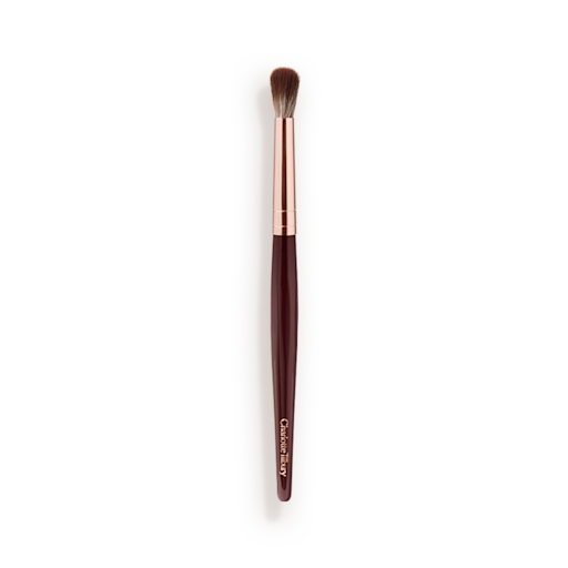 Synthetic Eye Blender Brush An eyeshadow blending brush with a golden and dark crimson-coloured handle.