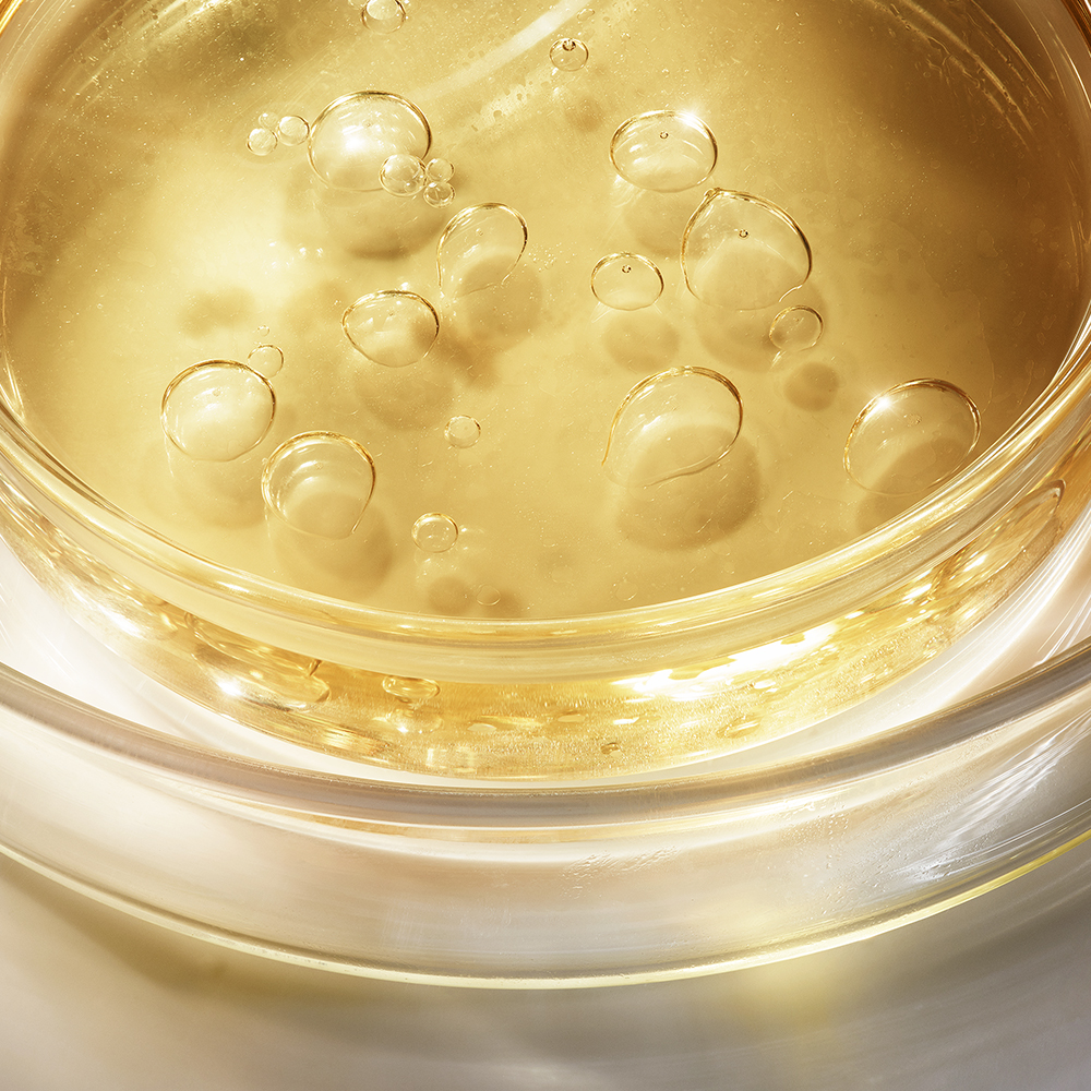 Vitamin-rich oils found in Collagen Superfusion Facial Oil - Ingredients image