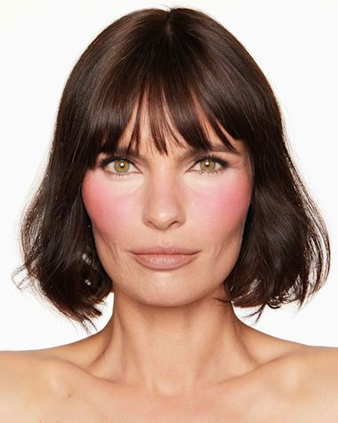 UNREAL BLUSH - ROSY GLOW - MODEL 7 UNREAL BLUSH - ROSY GLOW - MODEL 7