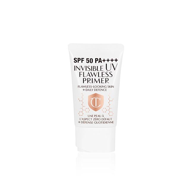 Invisible UV Flawless Poreless Primer – Packshot für den Blog Ein Primer in einer weißen Tube mit weißem Deckel und der Aufschrift „Invisible UV Flawless Poreless Primer SPF 50 PA++++“.