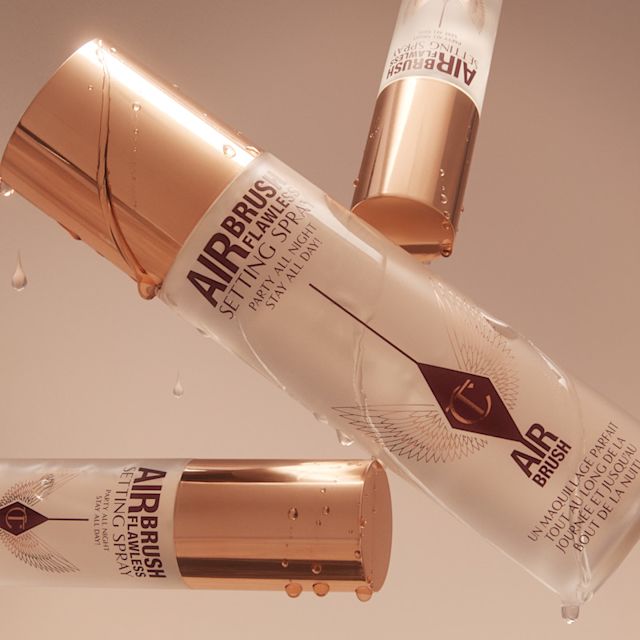 How to use setting spray to refresh makeup How to use setting spray to refresh makeup