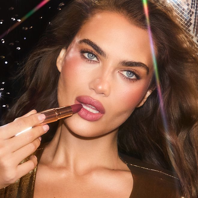 Holiday 25 MI Kiss Medium Model Alana Holiday 25 MI Kiss Medium Model Alana