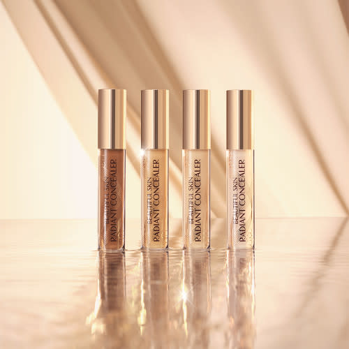 A collection of creamy concealers with a radiant, glowy finish in glass tubes with gold-coloured lids for skin tones of all types.