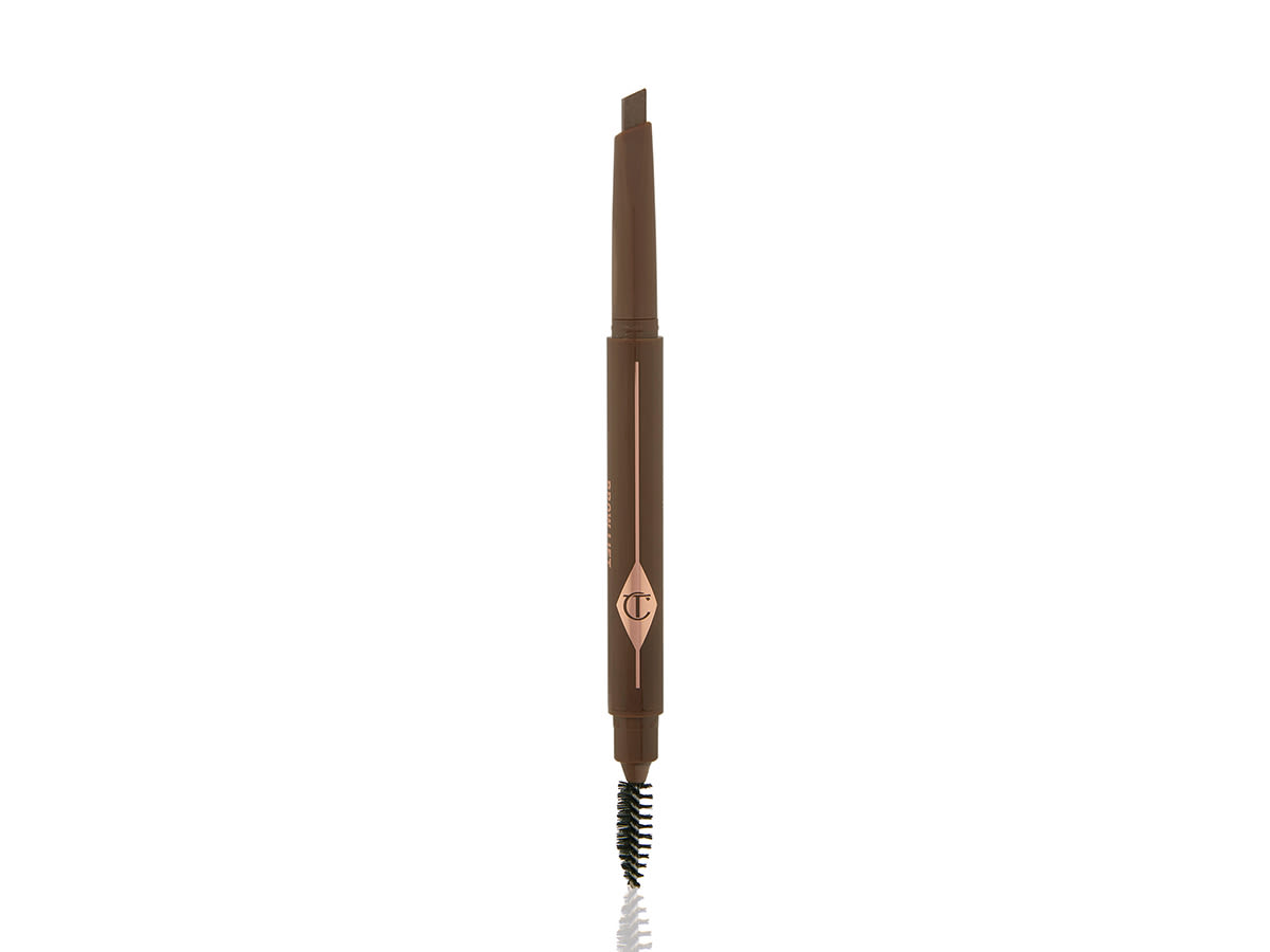 Brow Lift open A double-ended eyebrow pencil and spoolie brush duo in a brown shade with brown-coloured packaging.