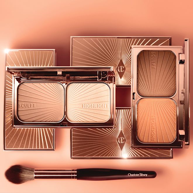 Filmstar Bronze & Glow collection A collection duo contouring palette with a bronzer and highlighter powder for fair to medium skin tones and medium to dark skin tones in a sleek, gold-coloured compact.