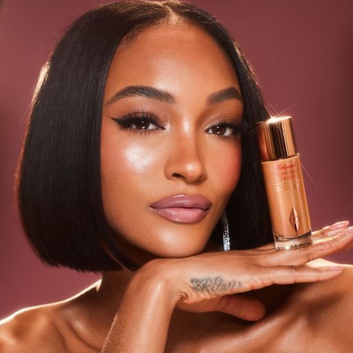 Model holding Hollywood Flawless Filter