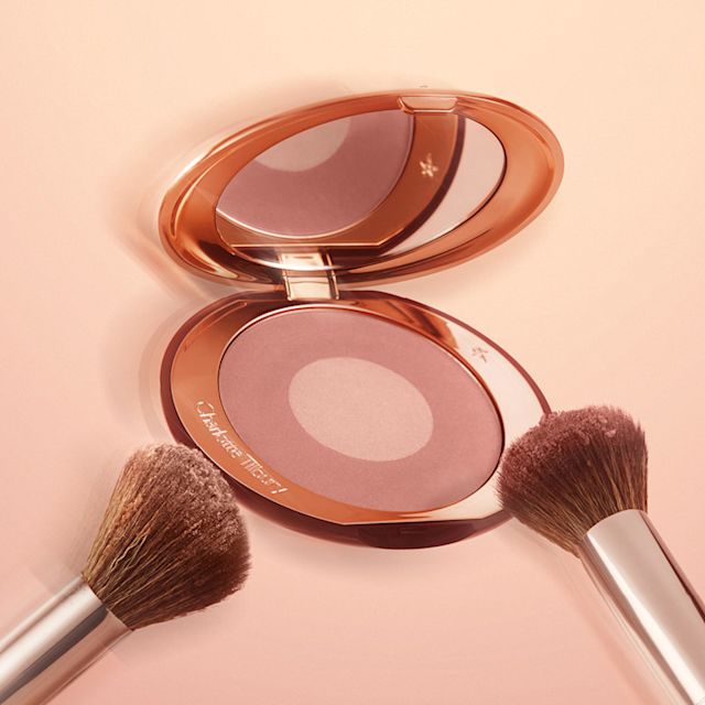 Pillow Talk powder blush with brush Pillow Talk powder blush with brush