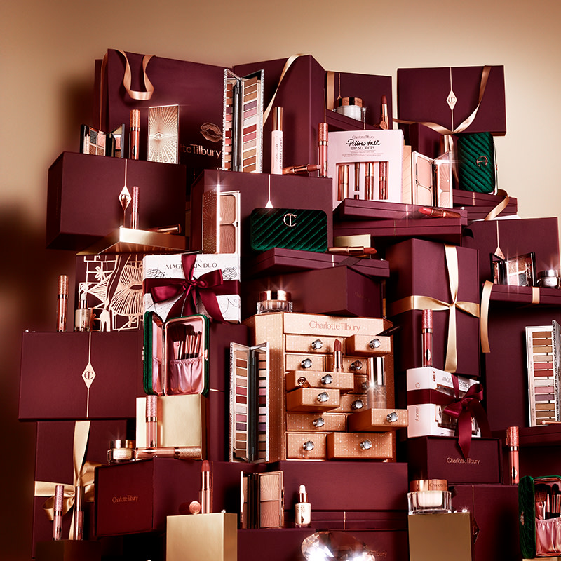 charlotte tilbury beauty gifts 2020 - gifting table still life - blog post featured image