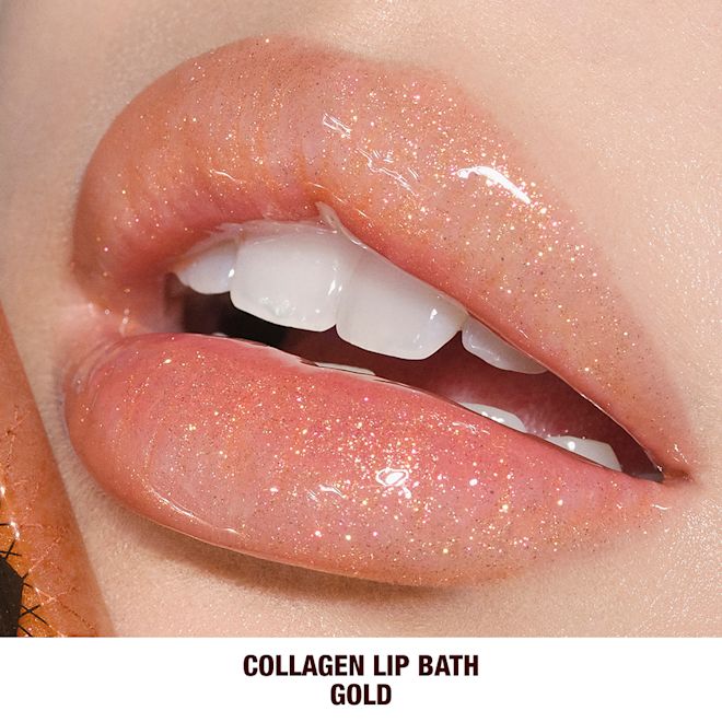 Collagen Lip Bath Close up in gold Collagen Lip Bath Close up in gold