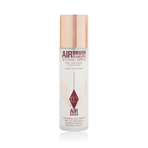 Scented Setting Spray closed A closed, scented setting spray in a clear bottle with a rose-gold-coloured lid.