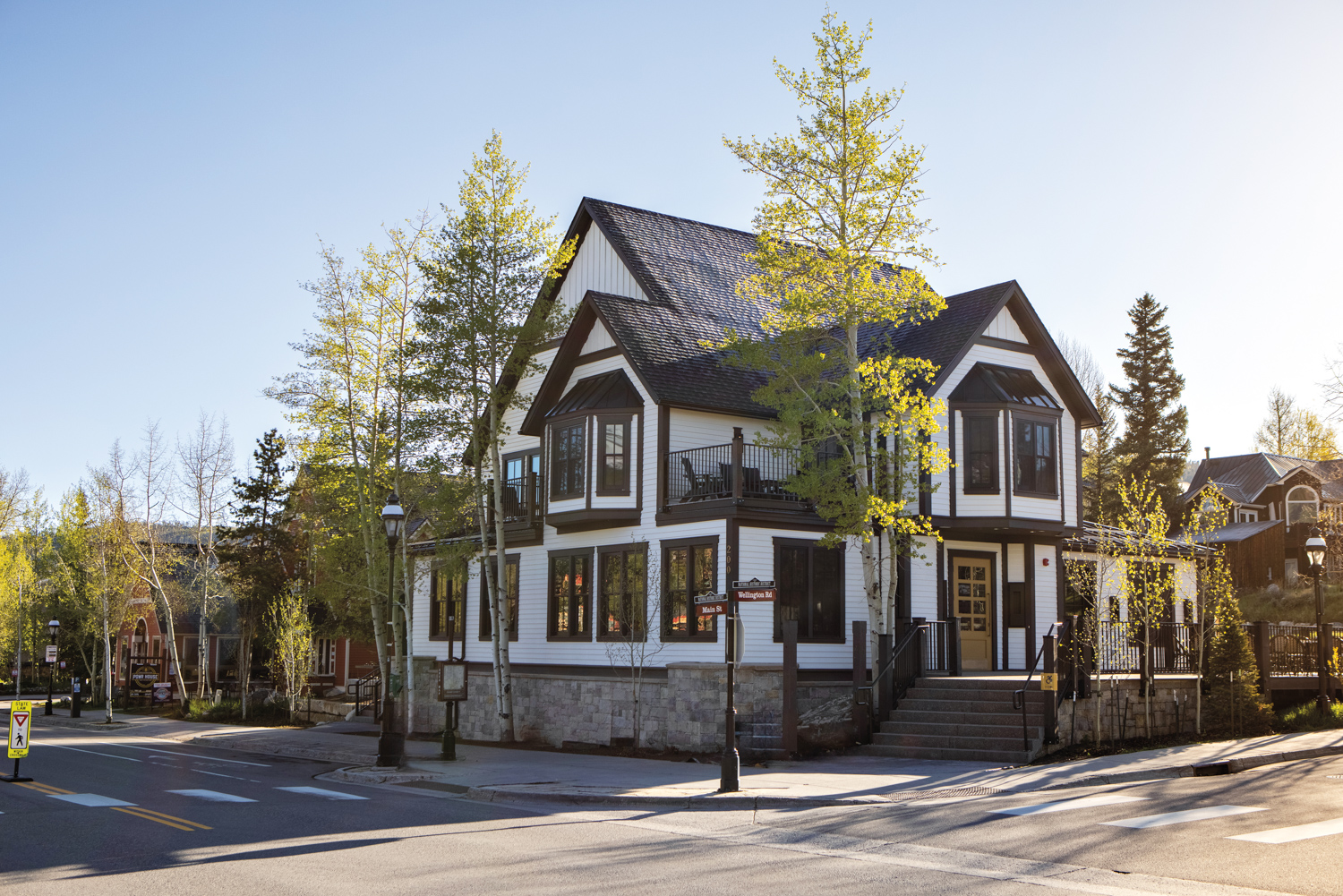 Exterior of The Carlin Hotel in Breckenridge