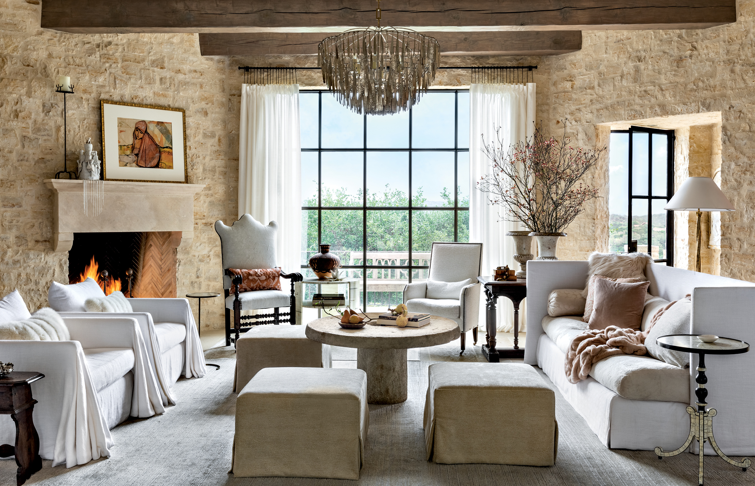 A Tuscan Inspired Villa In Austin Gets A Stylish Refresh Luxe