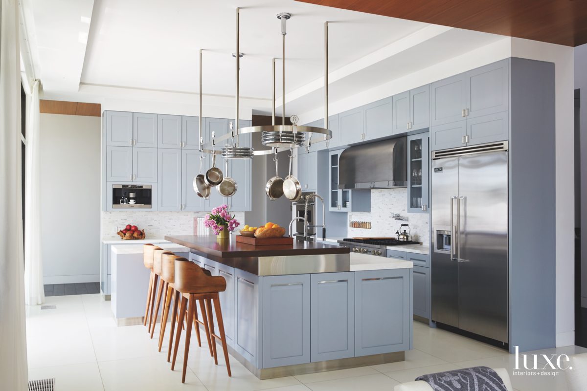 LX_CA42_Scene_RD_Palevsky_0210_F