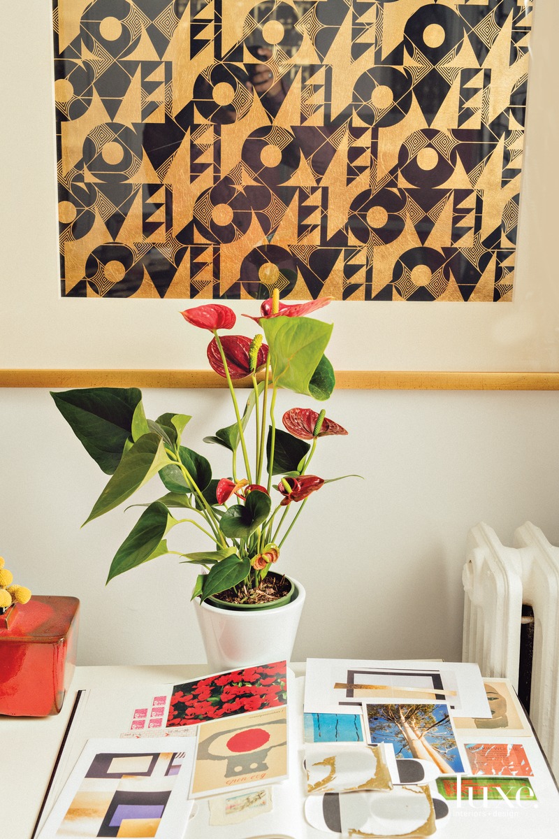 Three framed prints sit in front of Hunt's window (opposite, left to right): Rounds Positive, Abstract Various and Crossing Arrows Black. Three framed prints sit in front of Hunt's window (opposite, left to right): Rounds Positive, Abstract Various and Crossing Arrows Black.