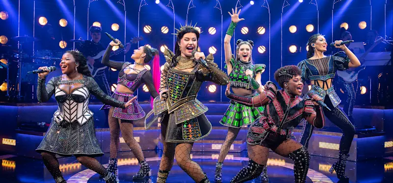The North American Tour Boleyn Company of SIX (CROPPED). Photo by Joan Marcus.