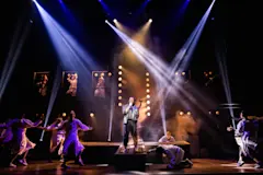 Elvie Ellis and the company of the North American tour of Jesus Christ Superstar. Photo by Evan Zimmerman for MurphyMade.