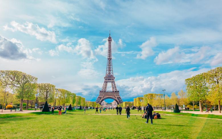 eiffel-tower-parc