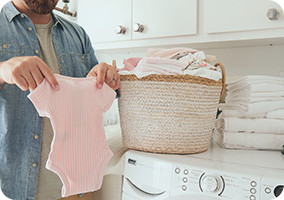 Comment enlever les taches de l’huile pour bébés des vêtements