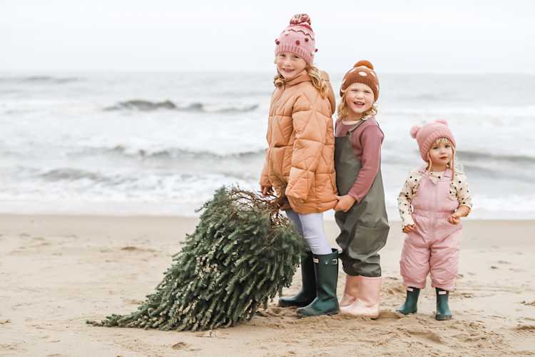 Kids Shoe Sizing FAQs Answered by Experts