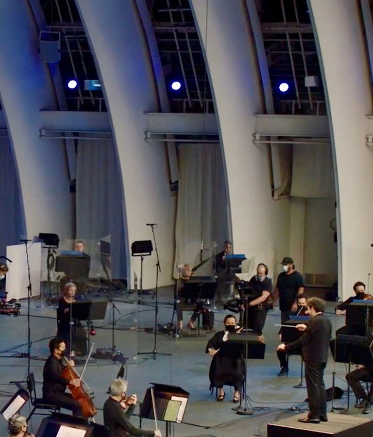 Full orchestra