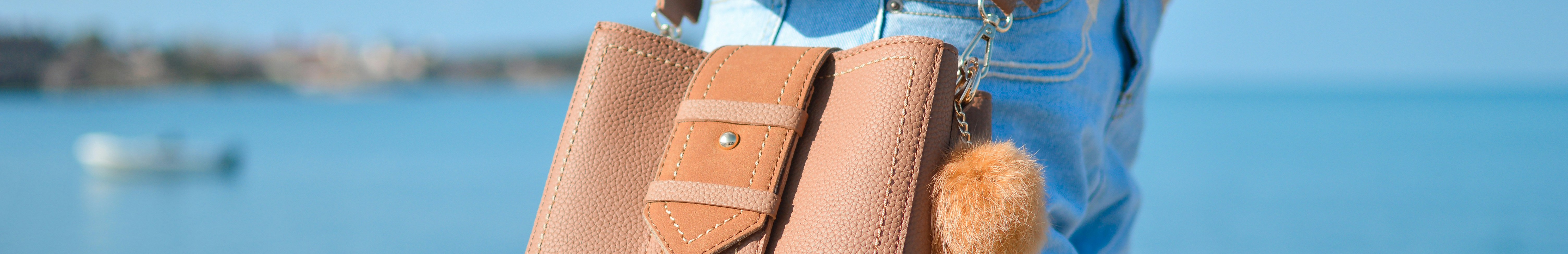 Sac en cuir.