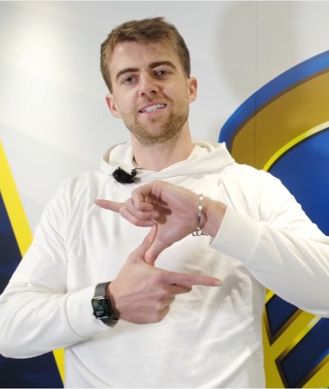 077 Bamford-s bolt celebration hero full